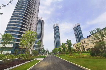 龙都宝龙花园2室2厅1卫88m2中档装修